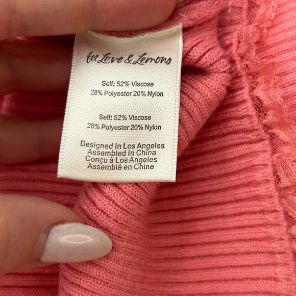 NWOT Peachy Pink Ribbed Crop Tank - Picture 7 of 9